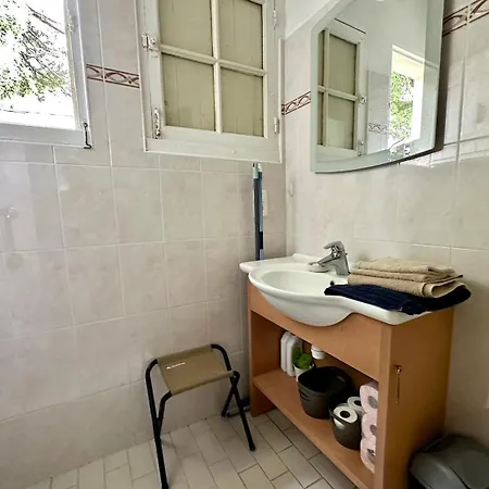 Maison A A 2 Min De La